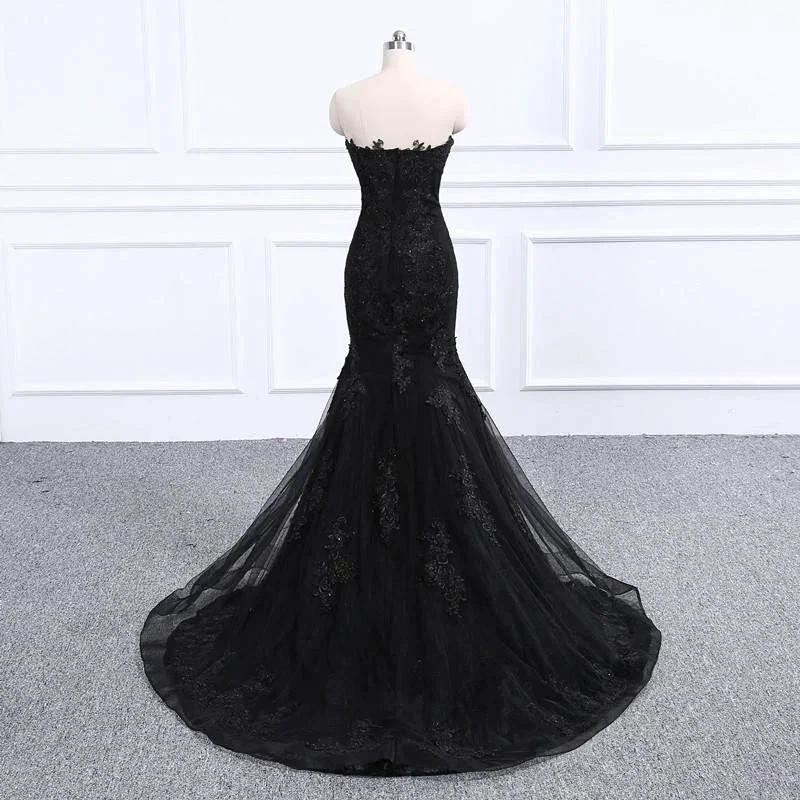 Sweetheart Neckline Black Mermaid Wedding Dress (ZD13615)