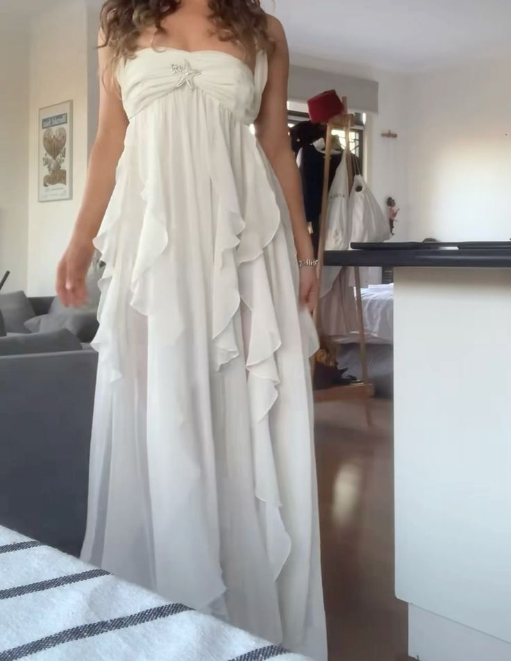 Sexy Halter Party Dress White Chiffon Slit Evening Gown Prom Dress - View 2 | VelvetHem