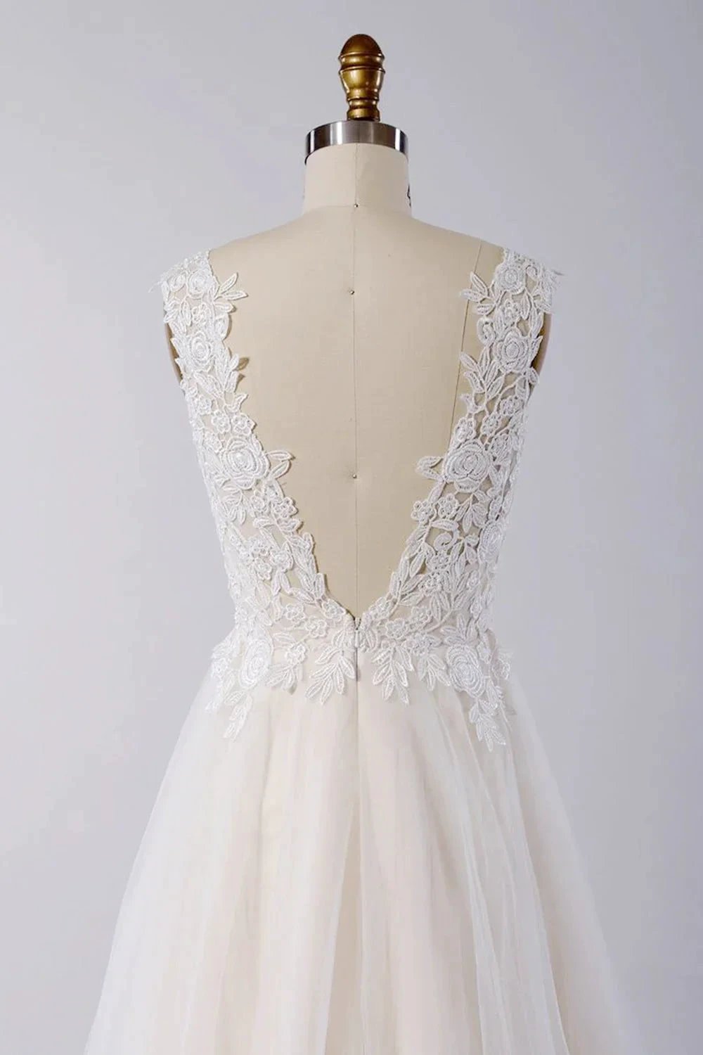 Awesome Appliques Tulle A-line Wedding Dress (ZD13784)