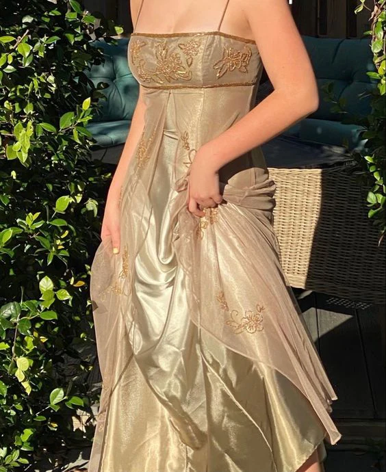 Charming Princess Tulle A Line Prom Dress Party Evening Dress Y7472 - VelvetHem