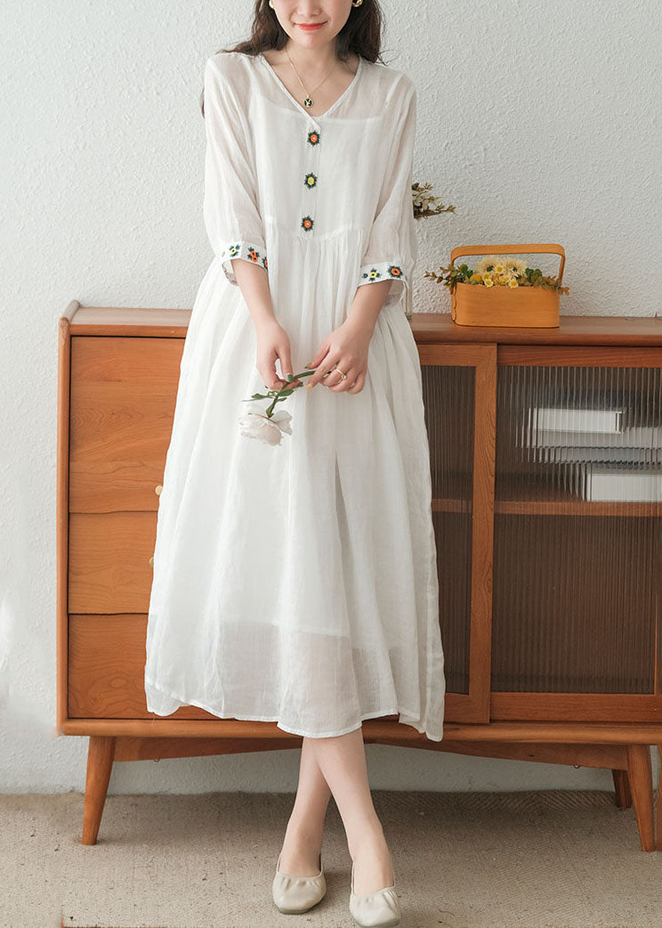 Beautifully Crafted Dress in a Classic Style