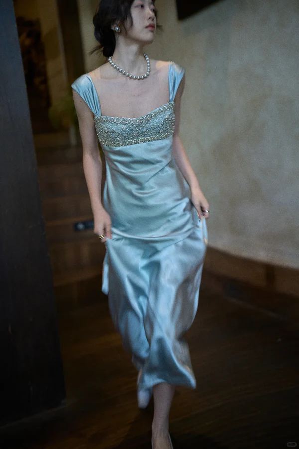 Elegant Blue A Line Straps Beaded Satin Long Prom Dress Evening Dress - VelvetHem