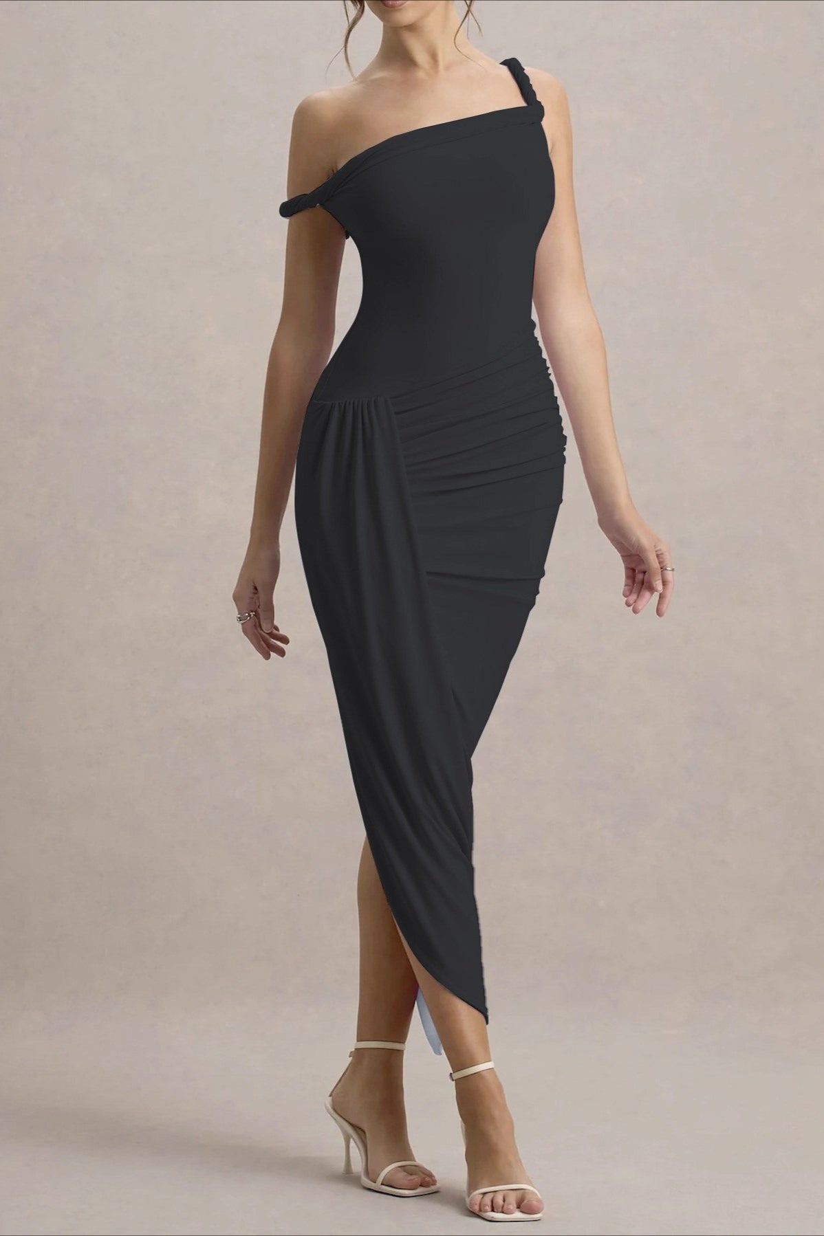 Asymmetrical Bodycon Maxi Dress with Relaxed Fit and Comfort Fit Design
