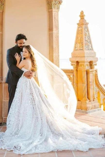 Beautiful A-Line Long White Sleeveless Wedding Dresses With Lace (ZD16527)