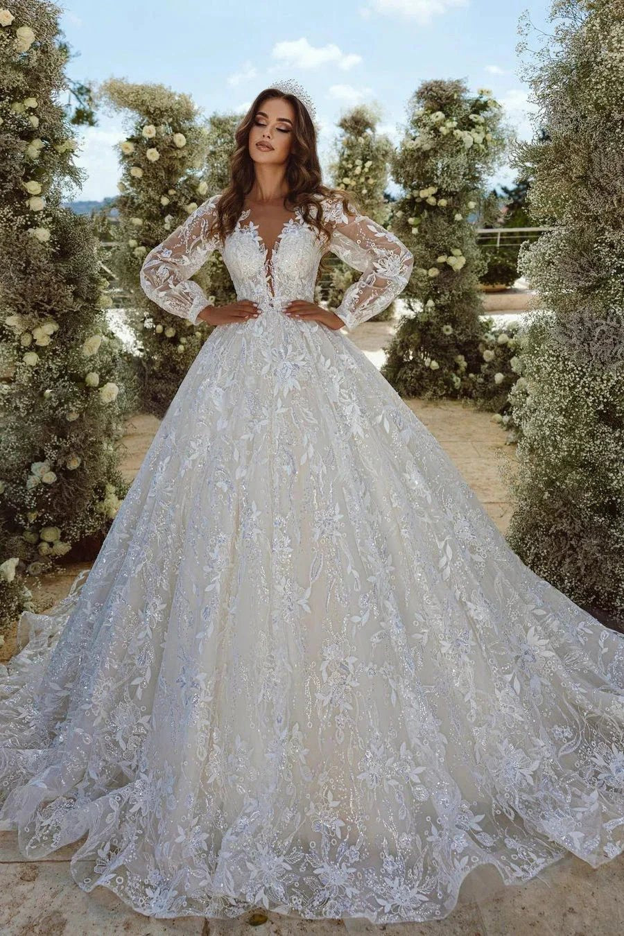 Beautiful A-line V-neck Lace Appliques Tulle Wedding Dress With Long Sleeves (ZD16450) - VelvetHem