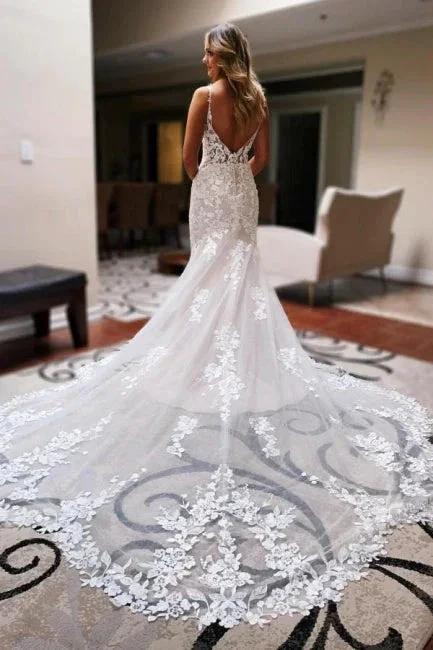 Beautiful Spaghetti Straps V-neck Blackless Lace Mermaid Wedding Dresses (ZD16548)