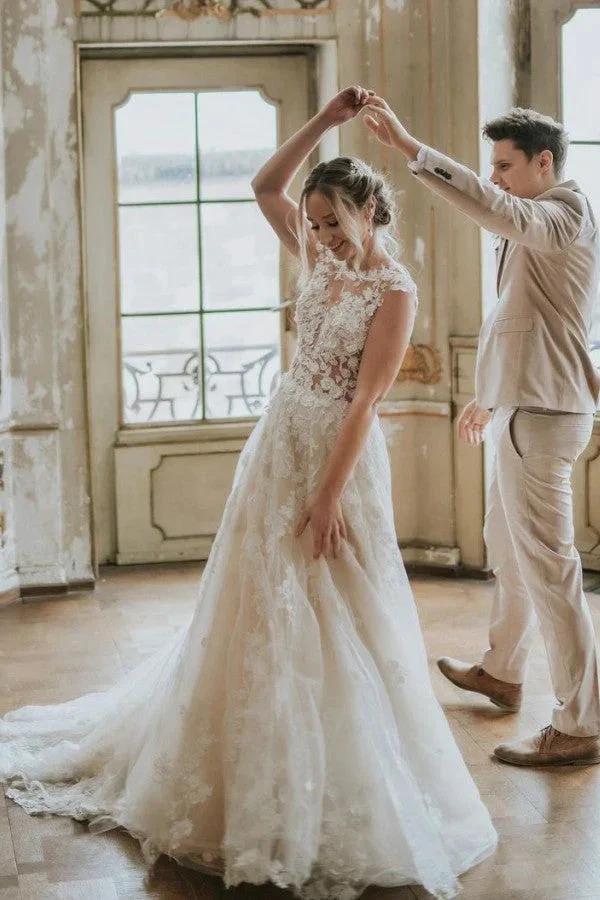 Boho Long A-line Tulle Wedding Dress with Lace Appliques (ZD15056)