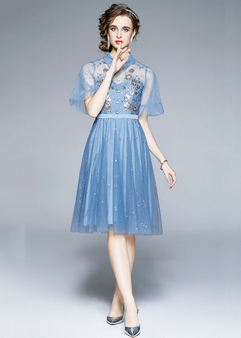 Well Tailored Dress with a Graceful Silhouette