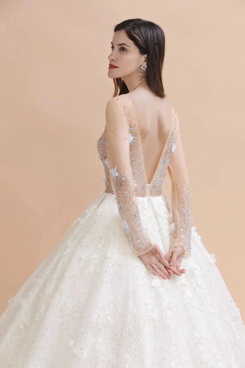 Charming Floral Lace Appliques Wedding Dress Gorgeous White Beads Bridal Gown (ZD13783)