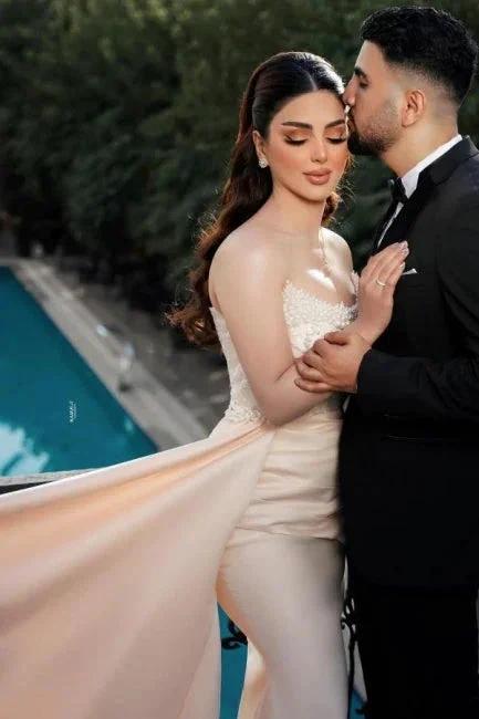 Charming Long Mermaid Strapless Sequined Wedding Dress With Pearls (ZD15611)
