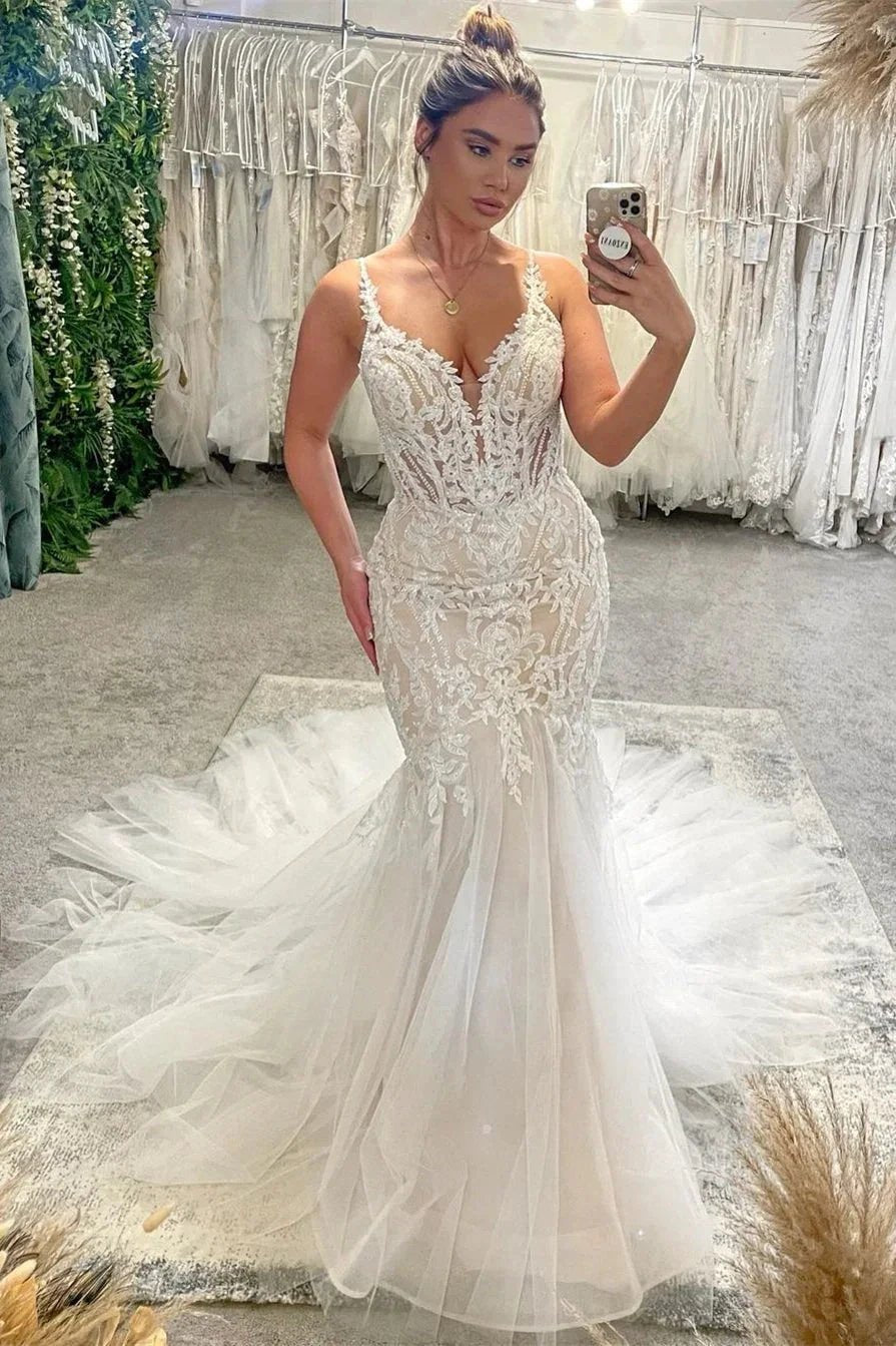 Chic Floor Length V-Neck Spaghetti Straps Sleeveless Mermaid Wedding Dress with Chapel Train (ZD16492)