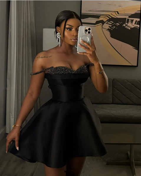 A-line Sleeveless Mini Party Dress Black Short Prom Dress fg6999 - View 3 | VelvetHem