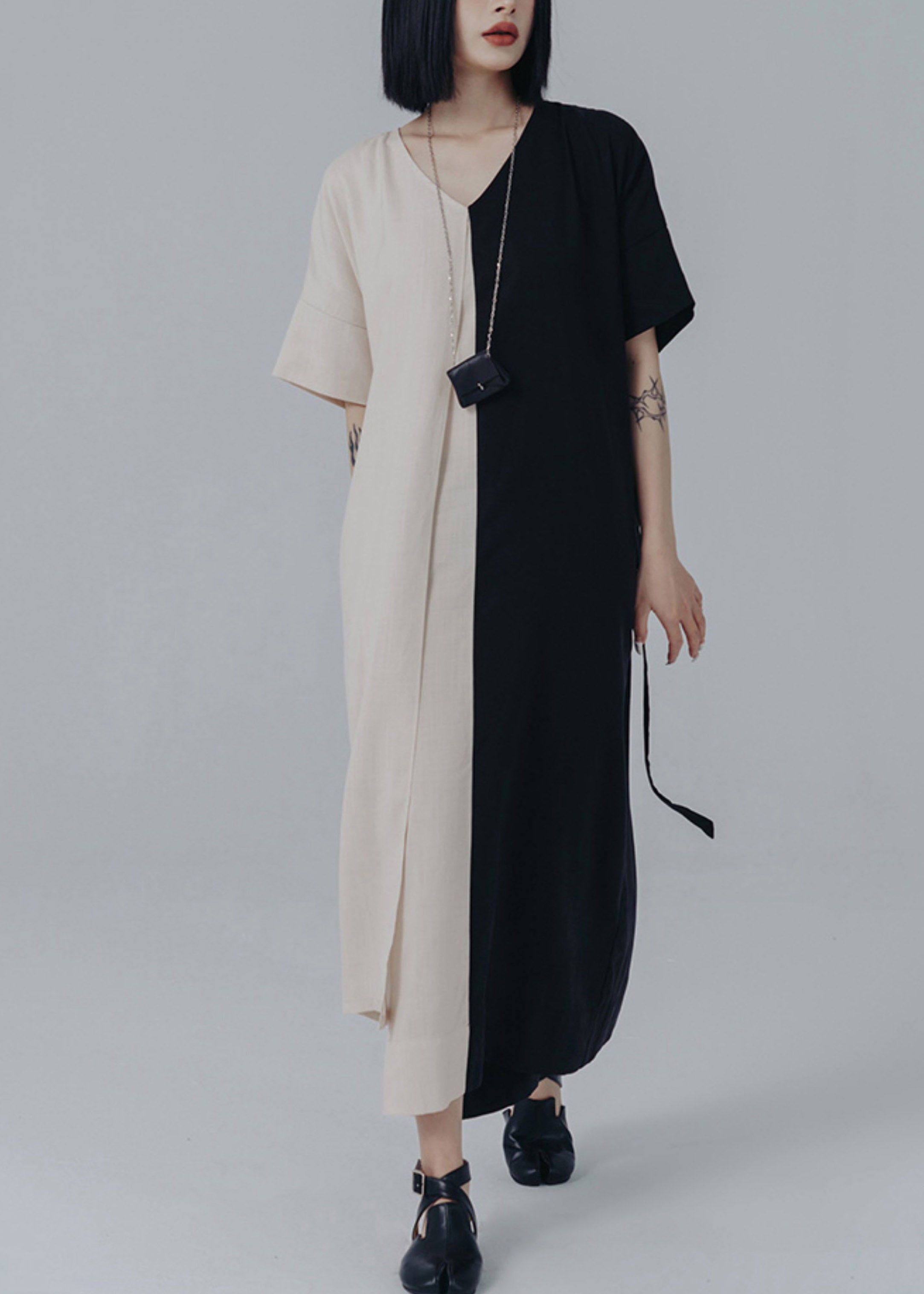 Effortlessly Elegant Dress with a Timeless Design