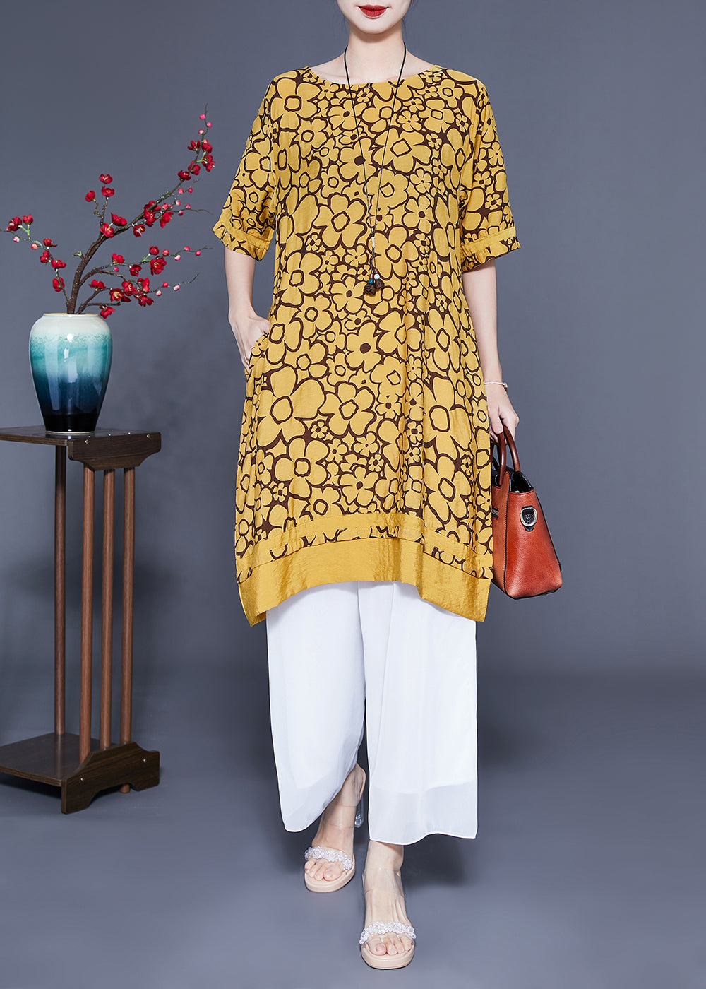 Gracefully Styled Dress for Any Occasion