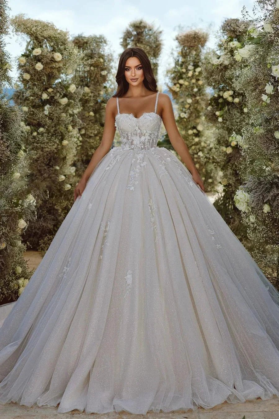 Designer Spaghetti Straps Long A-line Appliques Sleeveless Wedding Dress With Lace (ZD14506)