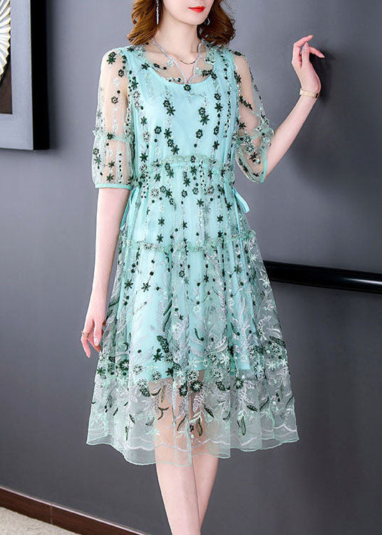 Beautifully Crafted Dress in a Classic Style