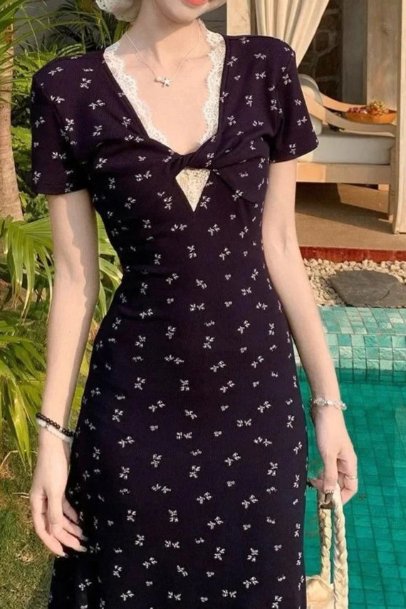 V-neck Waist-cinching Slim Floral Dress - View 8 | VelvetHem
