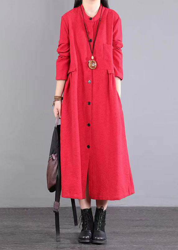 Beautifully Finished Dress in a Timeless Design