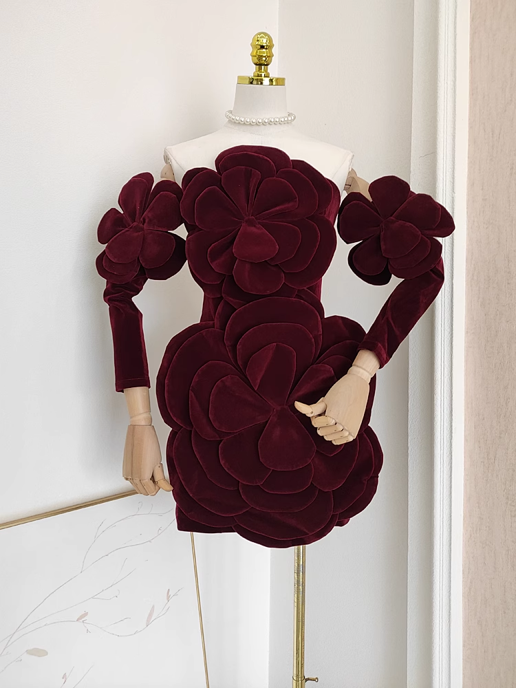Sexy Sheath Strapless Burgundy Velvet Vacation Dresses Short Burgundy Birthday Dress With Gloves - VelvetHem