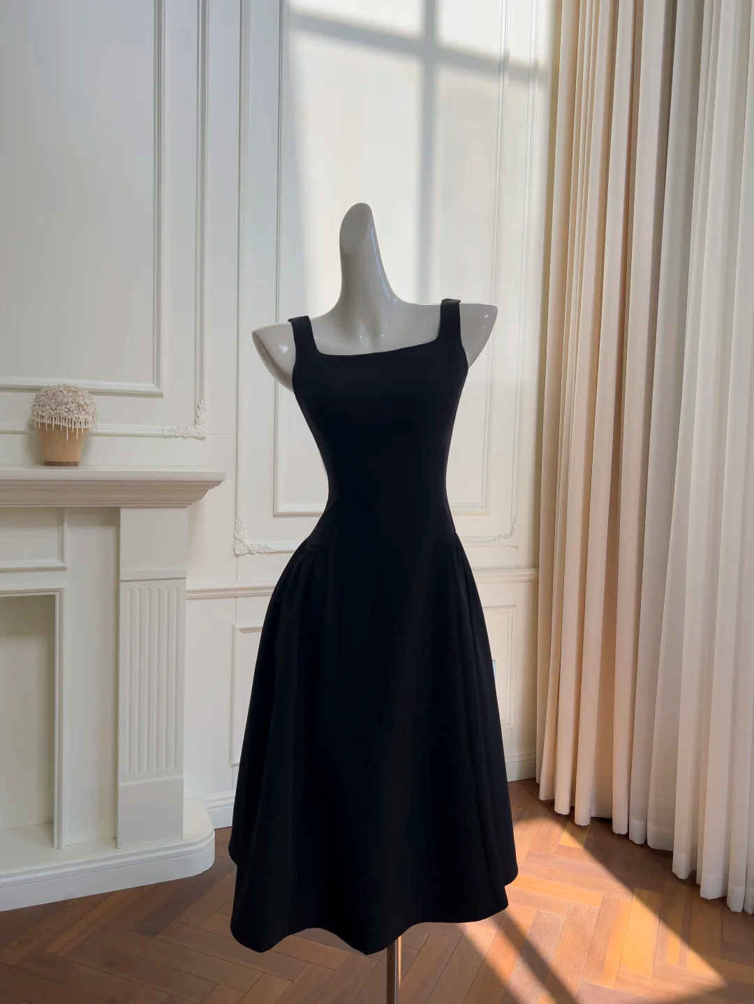 Elegant Black Square Neck Satin Prom Dress A Line Evening Dress Y8589 - VelvetHem