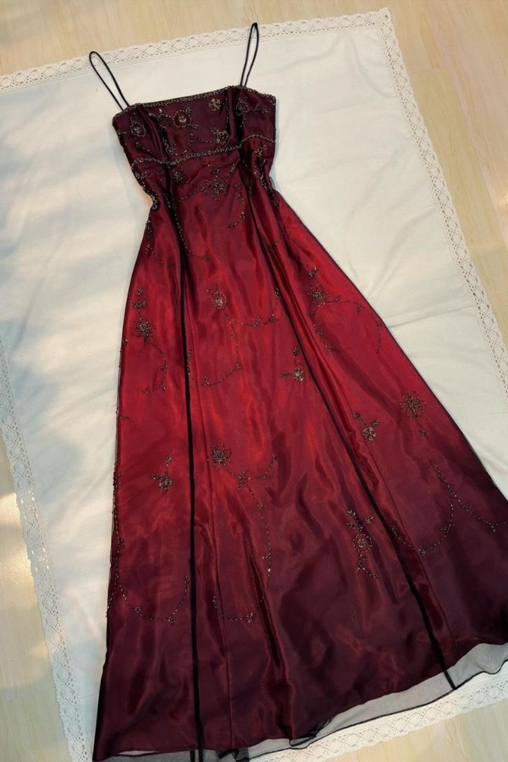 Vintage Burgundy Tulle Beaded A Line Prom Dress Evening Dress Y7684 - VelvetHem