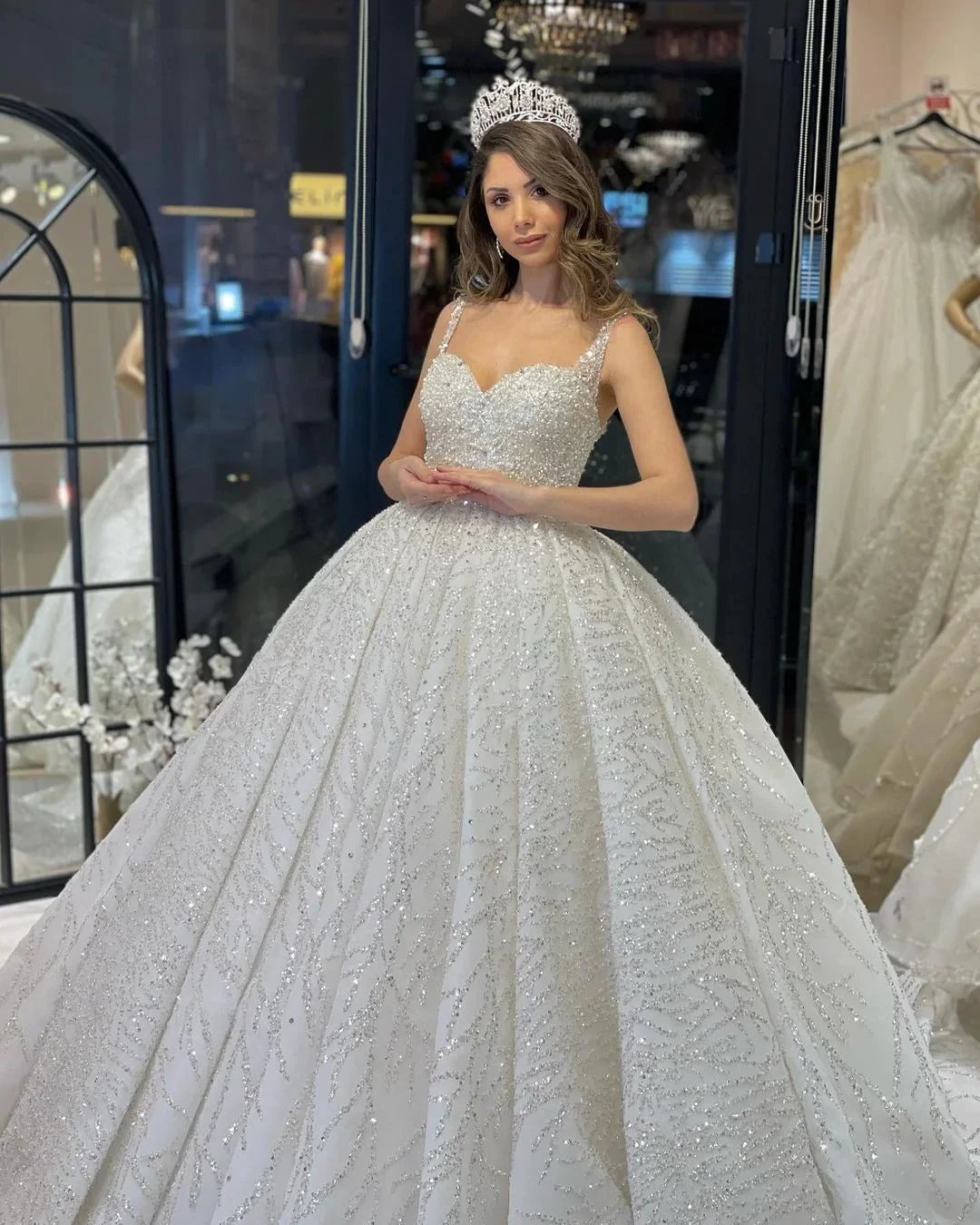Elegant Floor Length Sweetheart Sleeveless A-Line Sequined Wedding Dress with Ruffles (ZD14800)