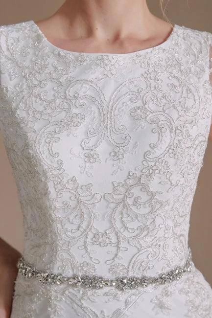 Elegant Jewel Sleeveless Mermaid Floor-Length Satin Wedding Dresses with Lace (ZD14659)