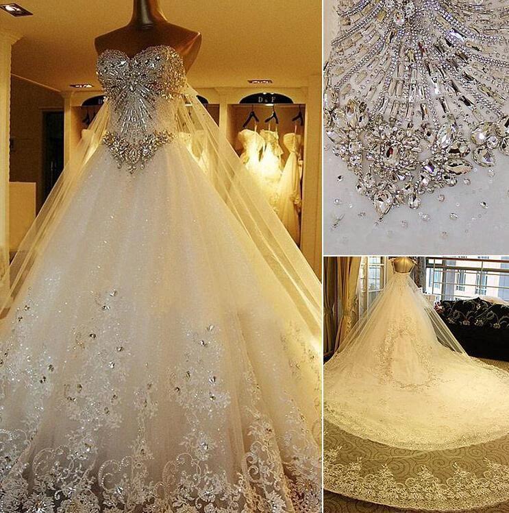 Elegant Long A Line Sweetheart Appliques Crystal Beading Wedding Dress (ZD15977)
