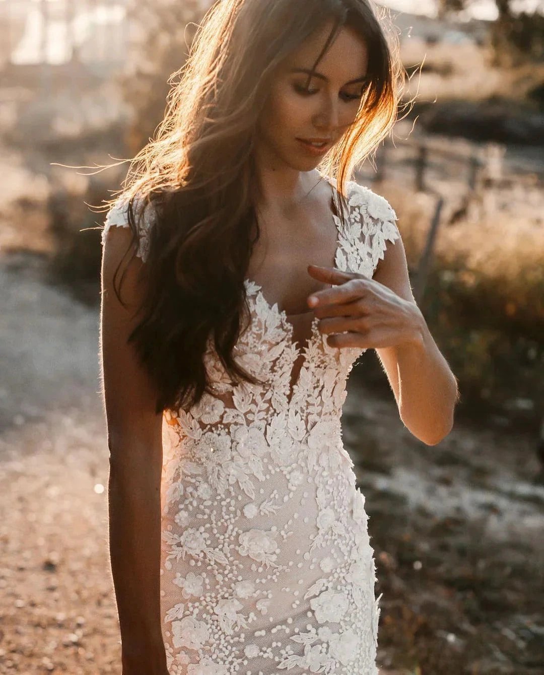 Elegant Long Mermaid Sweetheart Tulle Lace Backless Wedding Dress (ZD16685)