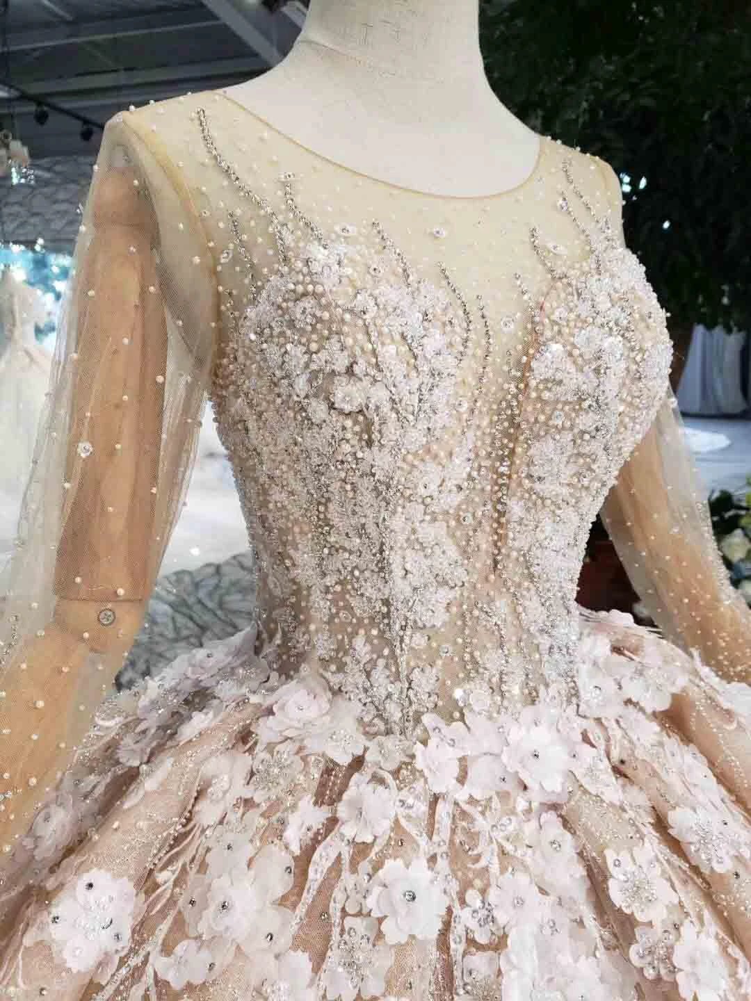 Elegant Long Sleeves Ball Gown Beading Wedding Dress With Flowers (ZD15356)