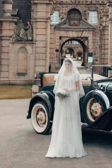 Elegant Long White A-line Square Neck Tulle Lace Wedding Dress with Short Sleeves (ZD16628)