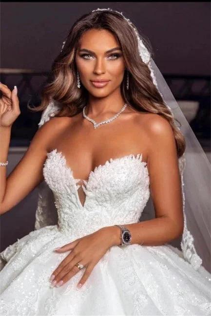 Elegant Princess A-line Sleeveless Appliques Backless Wedding Dress (ZD14625)