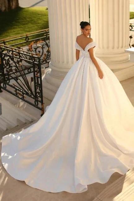 Elegant sweetheart cap sleeves ball gown satin wedding dress sequined (ZD14866)