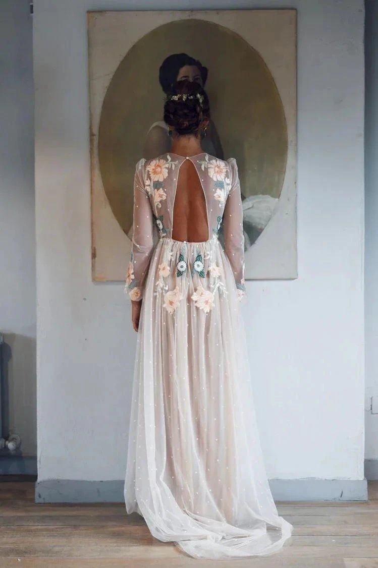 Embroidery A-line Chic Open Back Long Sleeve Sparkly Prom Dress (ZD16301)