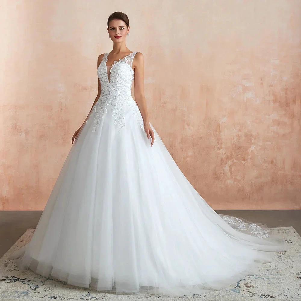 Exquisite Long A-line Appliques Lace Tulle Wedding Dress (ZD14401)
