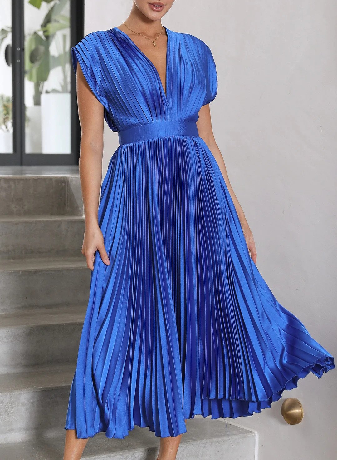 Nélida Chic Long Dress for Women Silhouette Collection