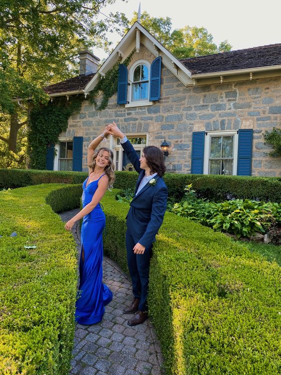 Royal Blue Mermaid Long Prom Dress Elegant Evening Dress With Split - VelvetHem
