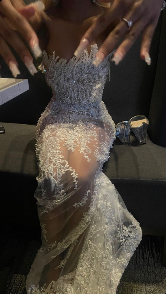 White Luxurious Mermaid Wedding Dress Charming Bride Dress cc90 - VelvetHem