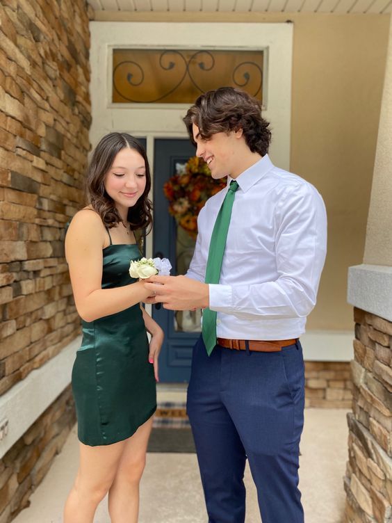 Green Tight Short Homecoming Dresses Mini Bodycon Cocktail Dress Y1604 - VelvetHem