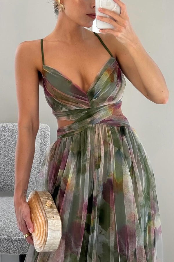 Paty Elegant Maxi Dress in an Elegant Floral Print for Women