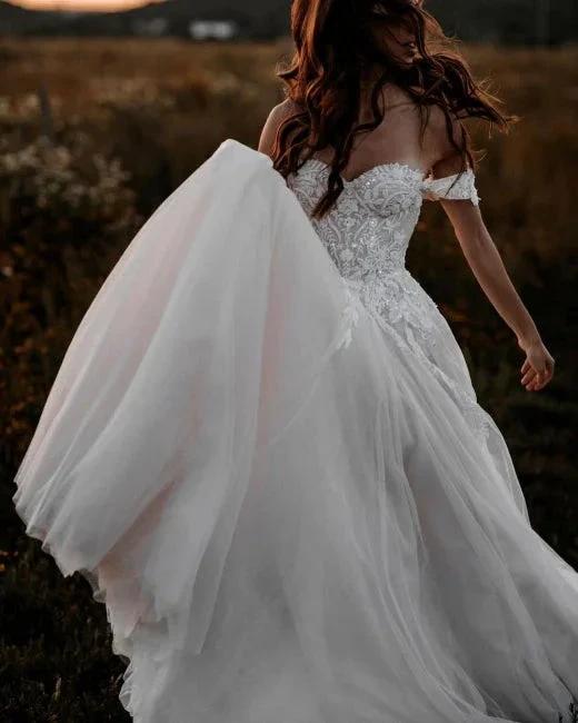 Gorgeous A-line Off-the-shoulder Wedding Dresses with Lace (ZD16589)