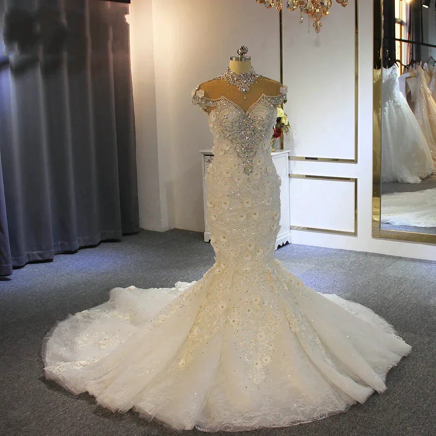 Gorgeous Long Mermaid High Neck Appliques Lace Crystal Tulle Wedding Dress (ZD15119)