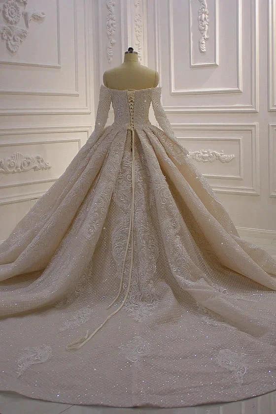 Gorgeous Long Sleeve Off the Shoulder Appliques Lace Ball Gown Wedding Dress (ZD15187)