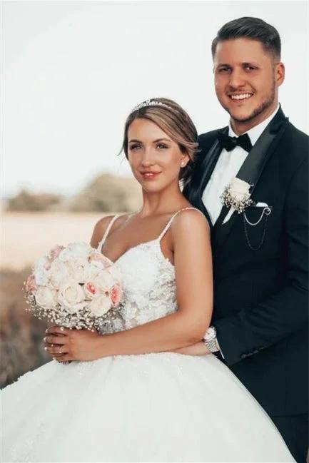 Gorgeous Princess V-neck A-line Wedding Dress With Lace (ZD14622)