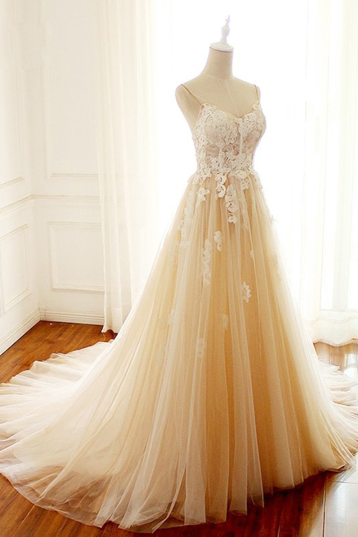 Gorgeous Sweetheart Creamy Tulle Wedding Dress Spaghetti Straps Sweep Train Bridal Gowns On Sale (ZD17440) - VelvetHem