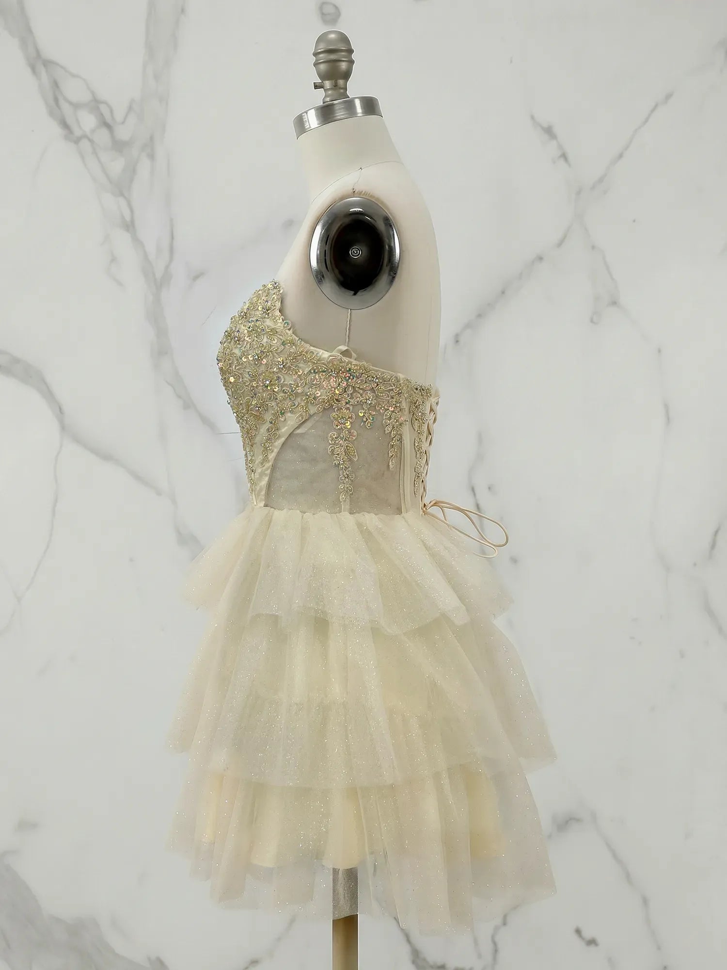 Strapless Sweetheart Beaded Tiered Ruffle Mini Homecoming Dresses