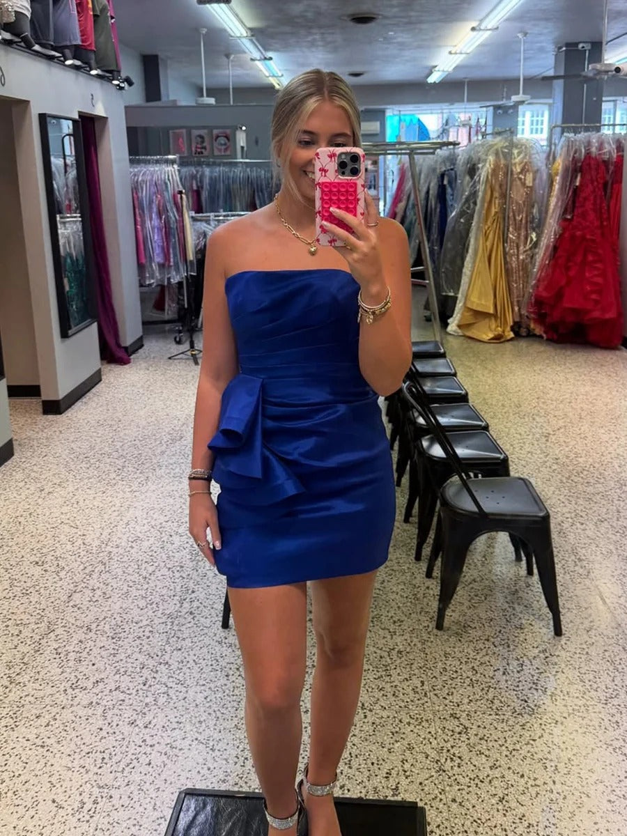 Strapless Pleated Short Homecoming Dress - VelvetHem