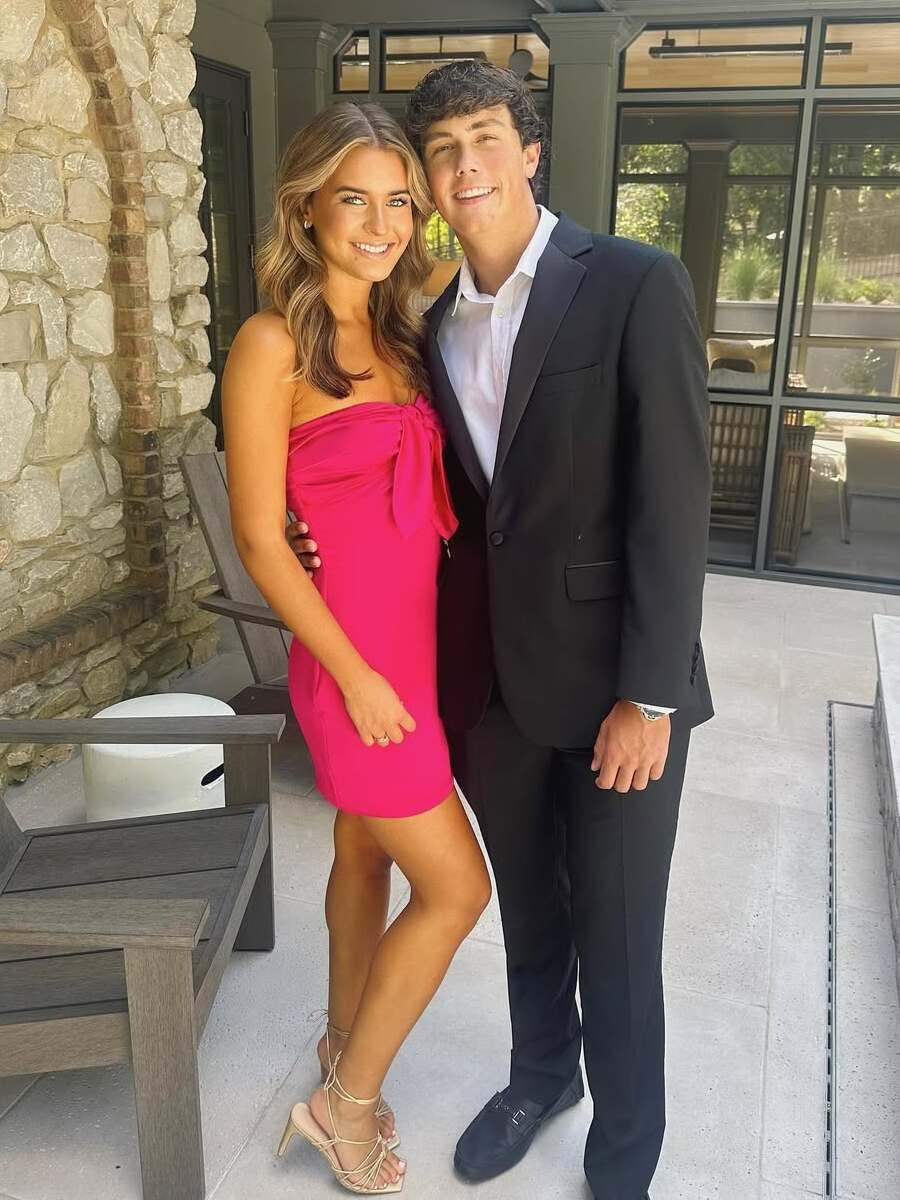 Sheath Strapless Short Homecoming Party Dress wtih Bow - VelvetHem