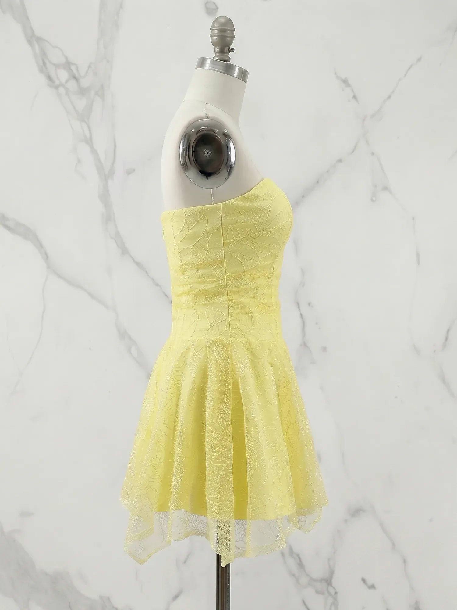 Strapless Sweetheart Embroidered Lace Homecoming Dress