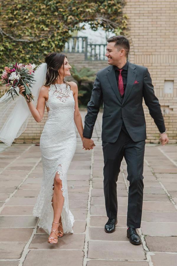 Illusion Neckline Split Sweep Train Wedding Dress Open Back Bridal Gown (ZD16360)